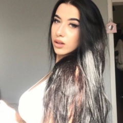 brunetteRobyn